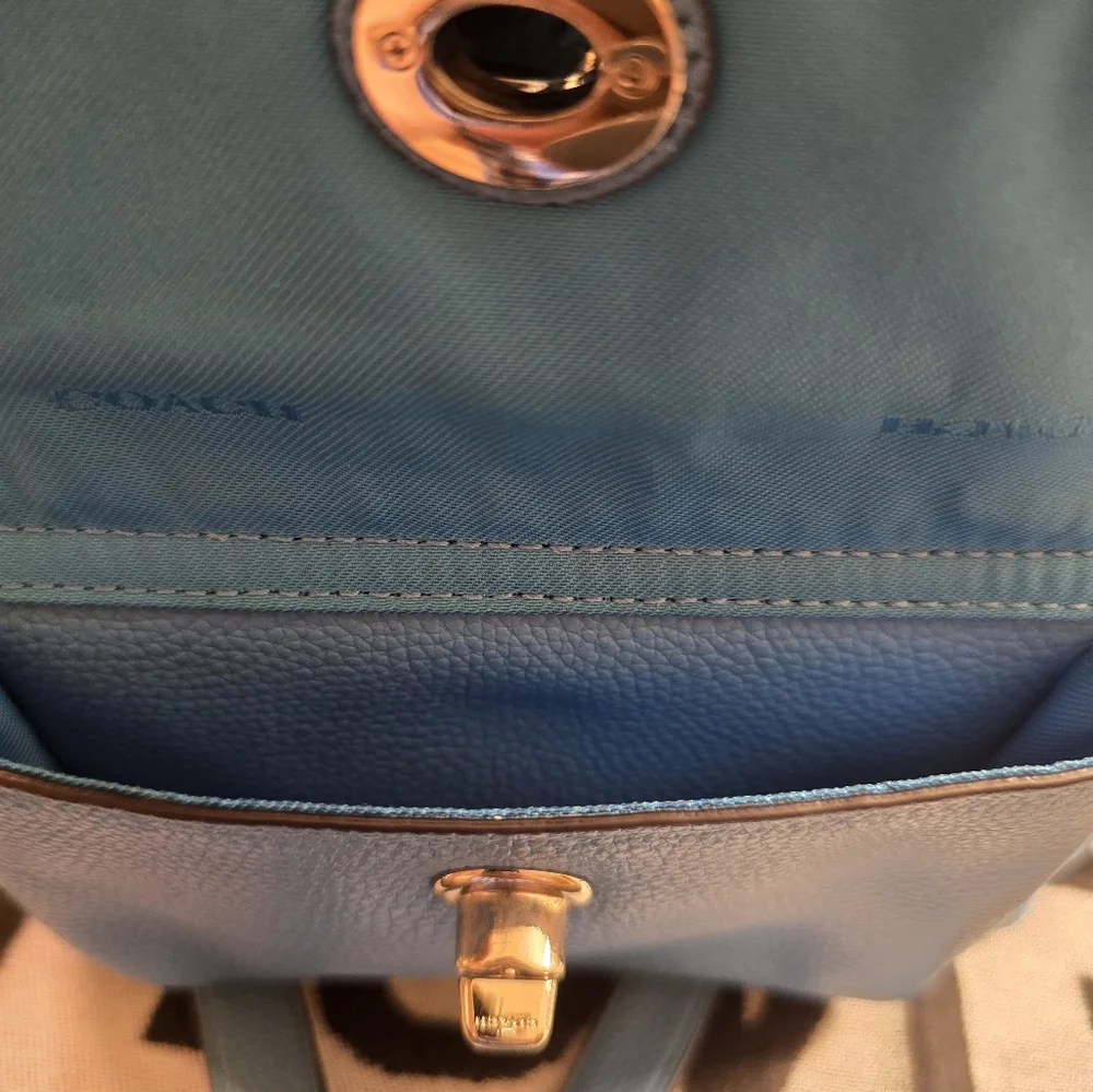 Coach Small Backpack GUC - Picture 10 of 10